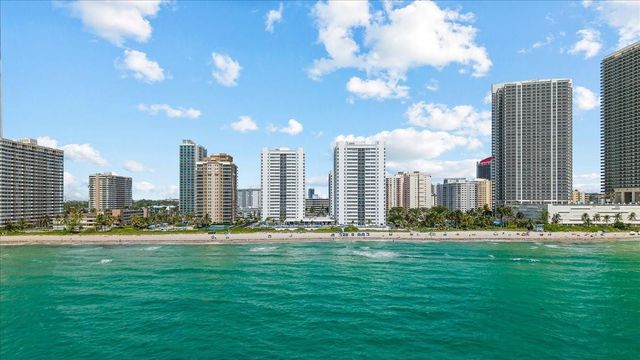 1890 S Ocean Drive PH4, Hallandale Beach, FL 33009