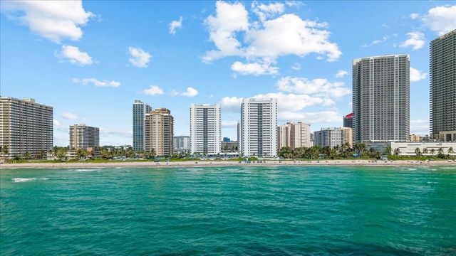 1890 S Ocean Drive PH4, Hallandale Beach, FL 33009