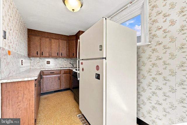 807 HAMPSHIRE RD, Drexel Hill, PA 19026