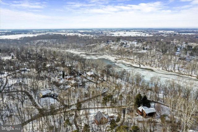 54 SUMAC LN, Harpers Ferry, WV 25425