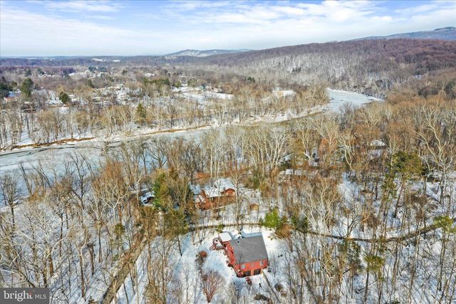 54 SUMAC LN, Harpers Ferry, WV 25425