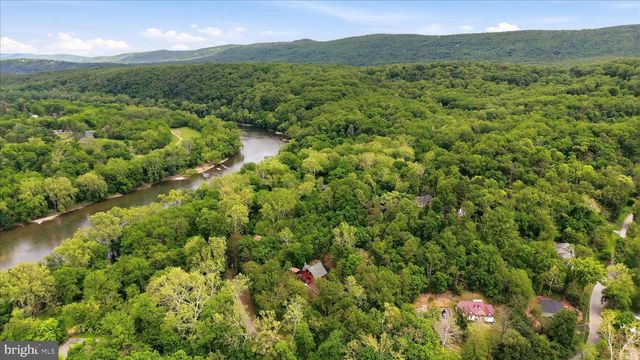 54 SUMAC LN, Harpers Ferry, WV 25425