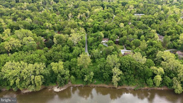 54 SUMAC LN, Harpers Ferry, WV 25425