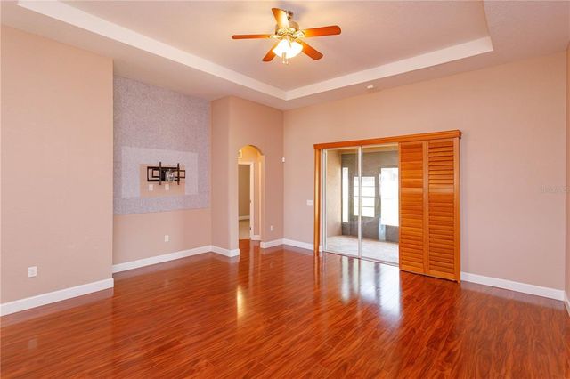 135 ELOISE OAKS DRIVE, Winter Haven, FL 33884