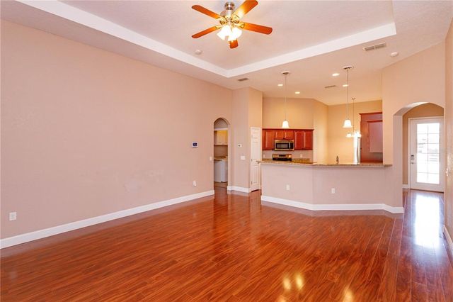 135 ELOISE OAKS DRIVE, Winter Haven, FL 33884