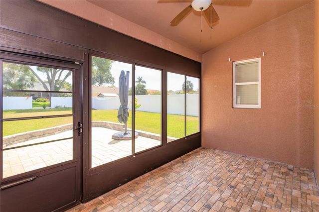 135 ELOISE OAKS DRIVE, Winter Haven, FL 33884