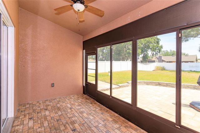 135 ELOISE OAKS DRIVE, Winter Haven, FL 33884