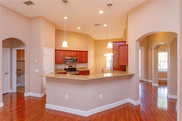 135 ELOISE OAKS DRIVE, Winter Haven, FL 33884