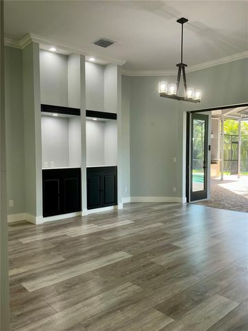 126 OLD OAK CIRCLE, Palm Harbor, FL 34683
