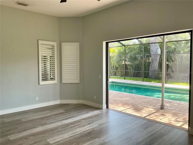 126 OLD OAK CIRCLE, Palm Harbor, FL 34683
