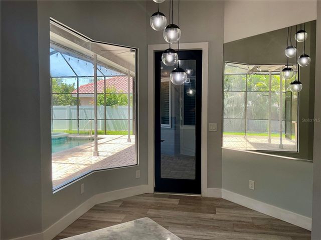 126 OLD OAK CIRCLE, Palm Harbor, FL 34683