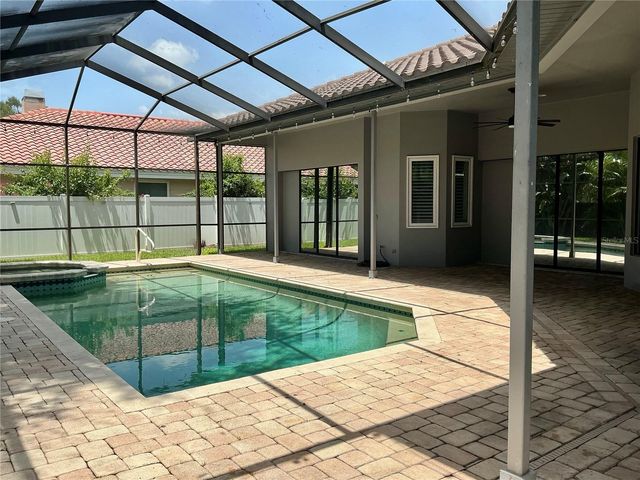 126 OLD OAK CIRCLE, Palm Harbor, FL 34683
