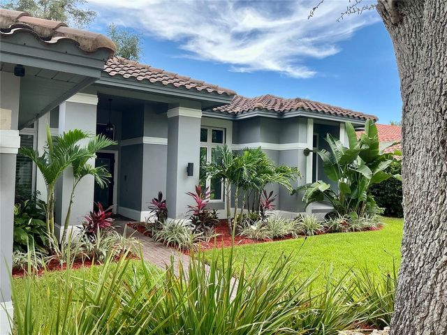126 OLD OAK CIRCLE, Palm Harbor, FL 34683