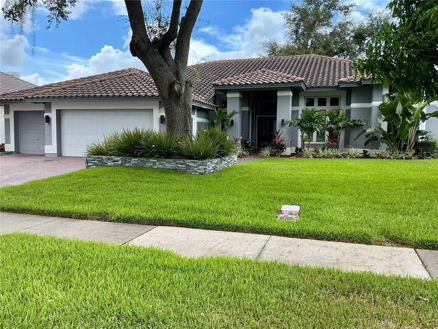 126 OLD OAK CIRCLE, Palm Harbor, FL 34683