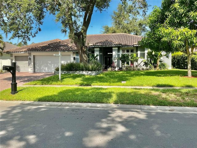 126 OLD OAK CIRCLE, Palm Harbor, FL 34683