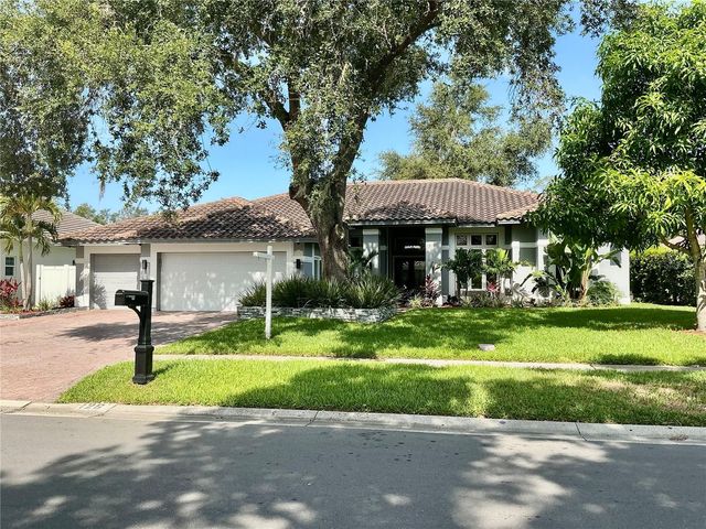 126 OLD OAK CIRCLE, Palm Harbor, FL 34683