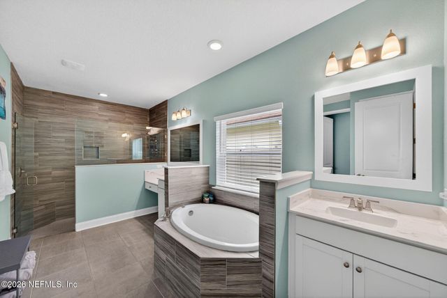 604 WILLOW LAKE Drive, St. Augustine, FL 32092