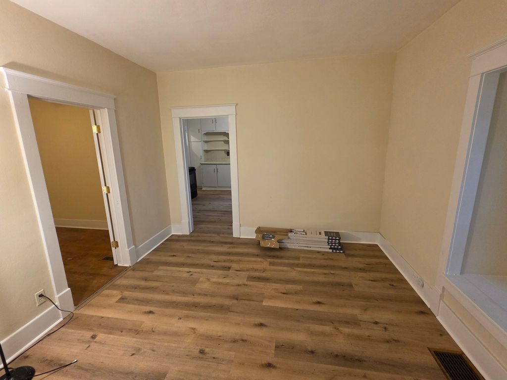 Image 13 of property listing at 1204 N Dawley Street, Salem, IL 62881