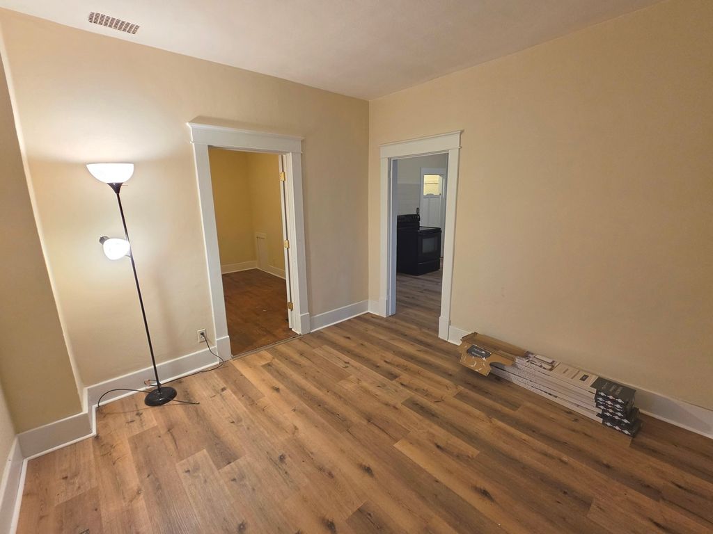 Image 15 of property listing at 1204 N Dawley Street, Salem, IL 62881