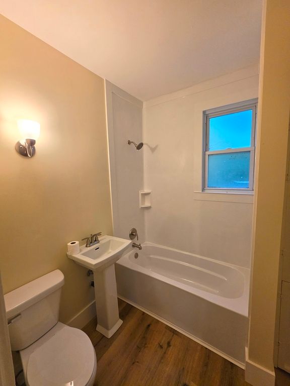 Image 25 of property listing at 1204 N Dawley Street, Salem, IL 62881