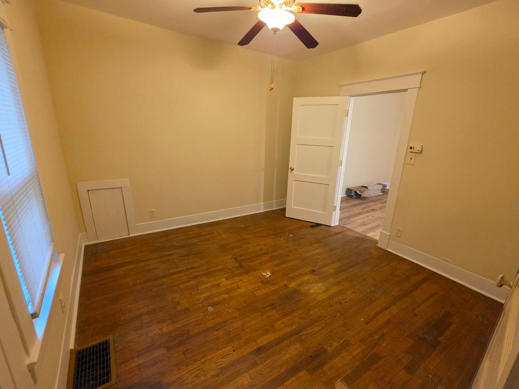 Image 30 of property listing at 1204 N Dawley Street, Salem, IL 62881