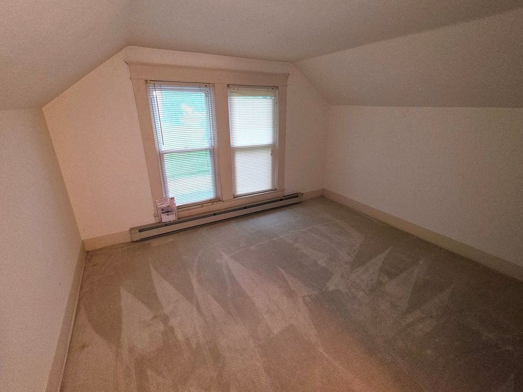 Image 31 of property listing at 1204 N Dawley Street, Salem, IL 62881