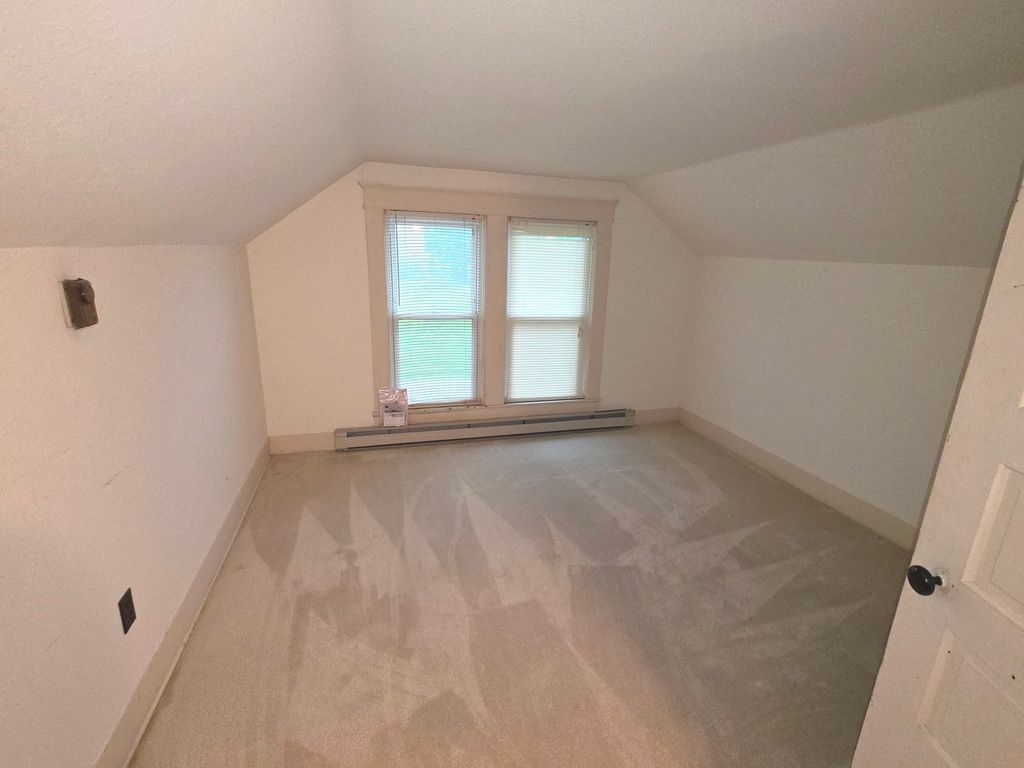 Image 32 of property listing at 1204 N Dawley Street, Salem, IL 62881