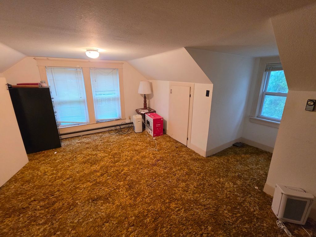 Image 36 of property listing at 1204 N Dawley Street, Salem, IL 62881