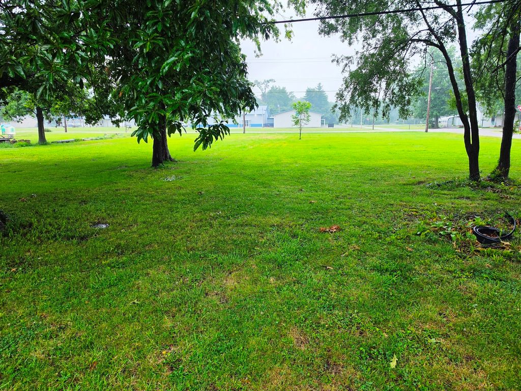Image 43 of property listing at 1204 N Dawley Street, Salem, IL 62881