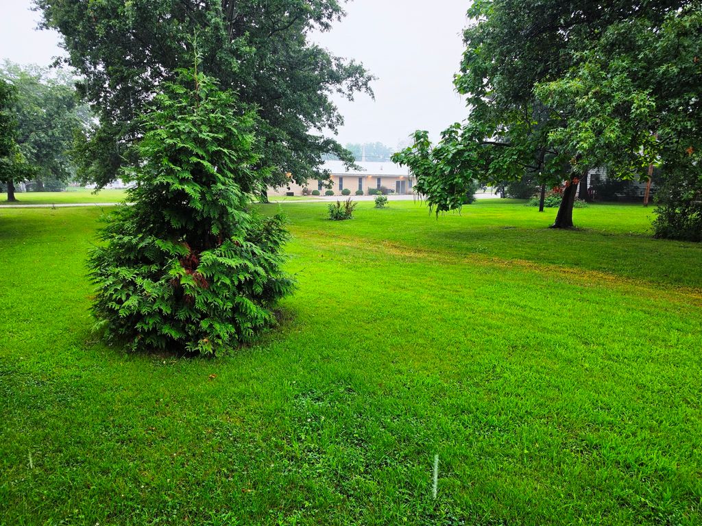 Image 44 of property listing at 1204 N Dawley Street, Salem, IL 62881