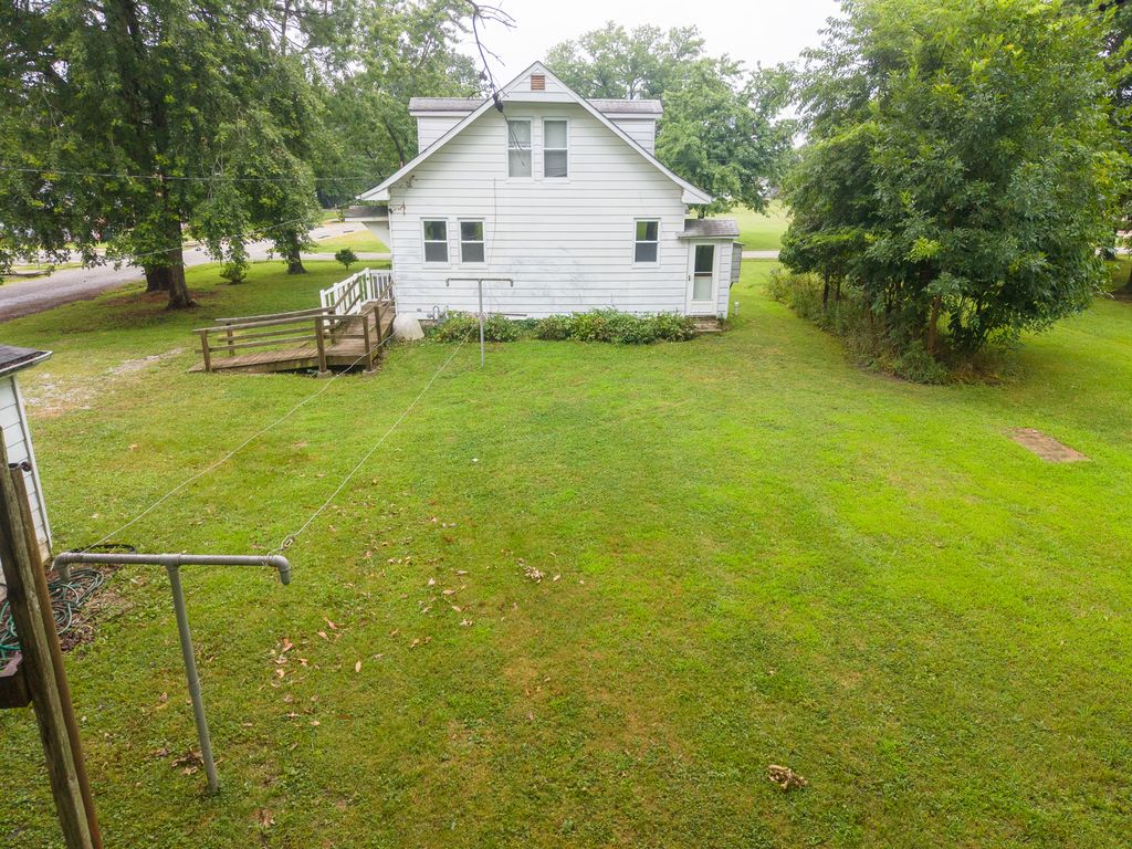 Image 52 of property listing at 1204 N Dawley Street, Salem, IL 62881