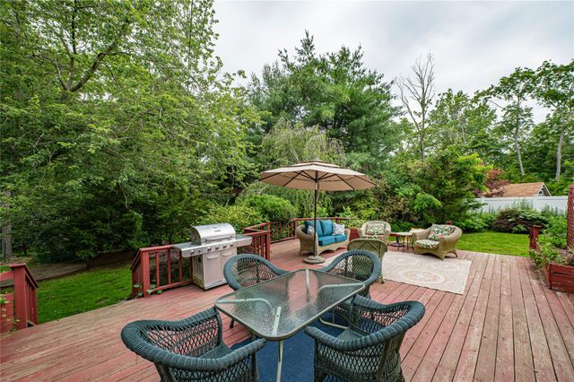 7 Village Way, Smithtown, NY 11780