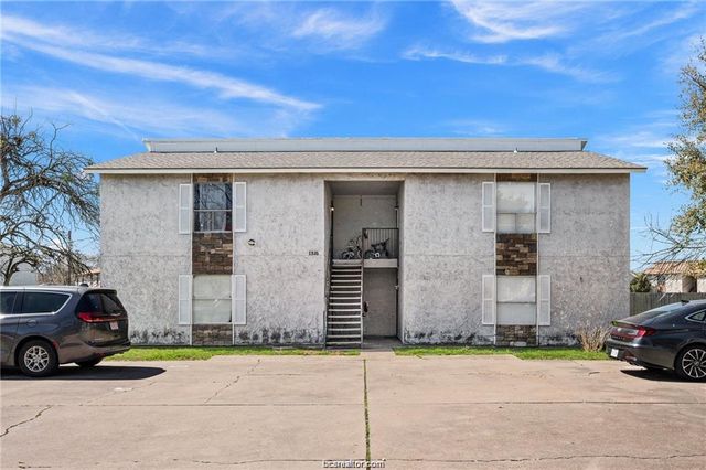 1526 Pine Ridge Drive C, College Station, TX 77840