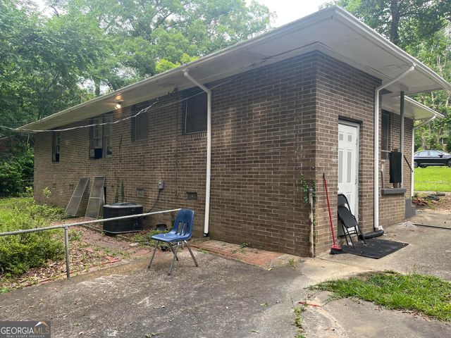 2526 Kensington Road, Macon, GA 31211