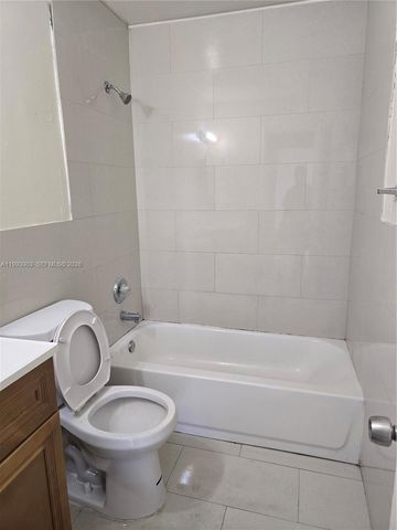 2244 Madison St 6, Hollywood, FL 33020