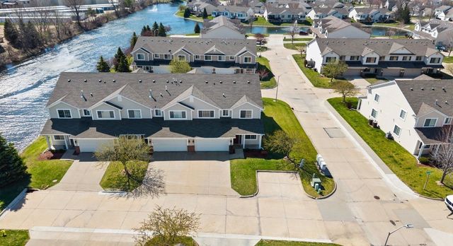 852 SE Mulberry Lane, Waukee, IA 50263