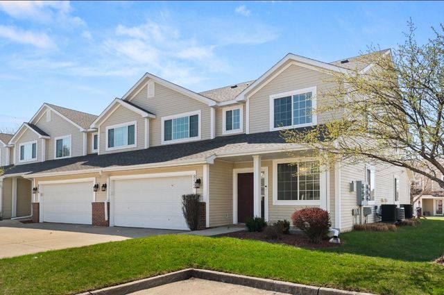 852 SE Mulberry Lane, Waukee, IA 50263