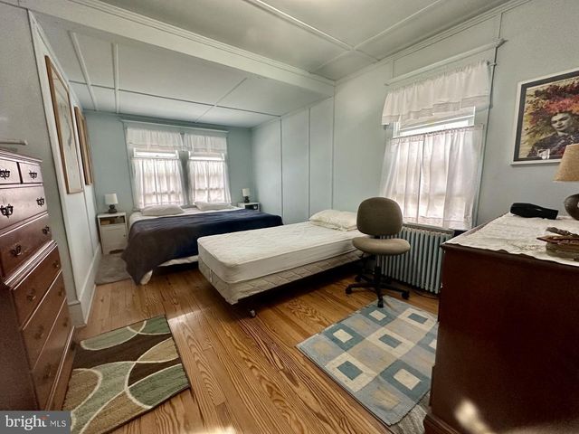 803 N ATLANTIC AVE, Beach Haven, NJ 08008