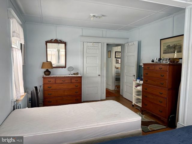 803 N ATLANTIC AVE, Beach Haven, NJ 08008