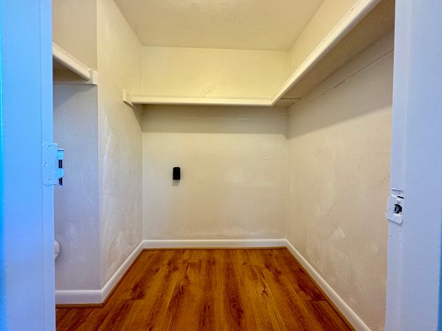 96 Fountain Ln 11, Weymouth, MA 02190