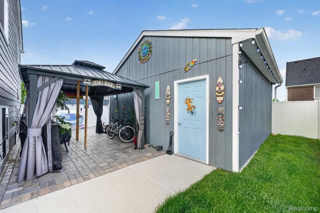 59720 W Brockton Street, New Haven Village, MI 48048