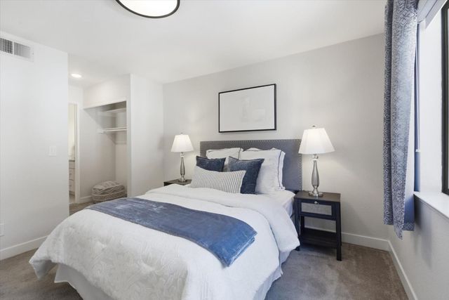 701 San Conrado Terrace 7, Sunnyvale, CA 94085