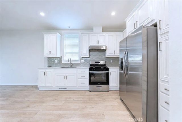801 W. Covina 181, San Dimas, CA 91773