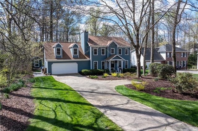 290 Oakmere Drive, Alpharetta, GA 30009