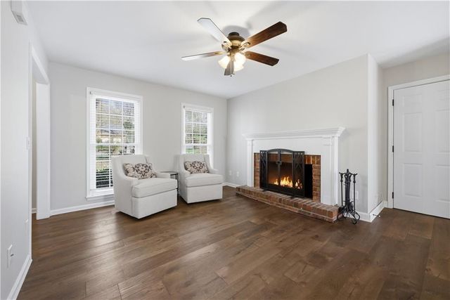 290 Oakmere Drive, Alpharetta, GA 30009