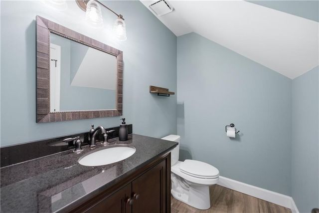 290 Oakmere Drive, Alpharetta, GA 30009