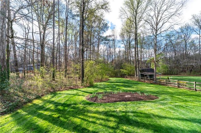 290 Oakmere Drive, Alpharetta, GA 30009