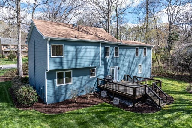 290 Oakmere Drive, Alpharetta, GA 30009