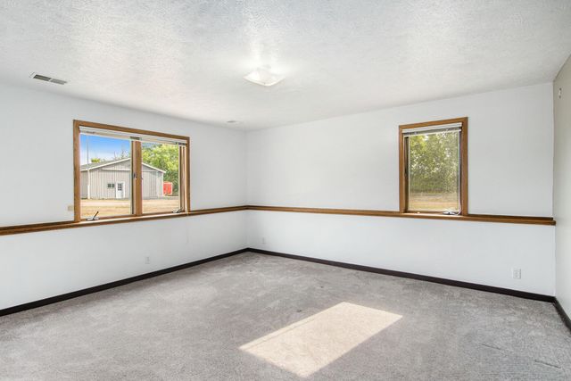 6103 142nd Avenue, Laketown Twp, MI 49423