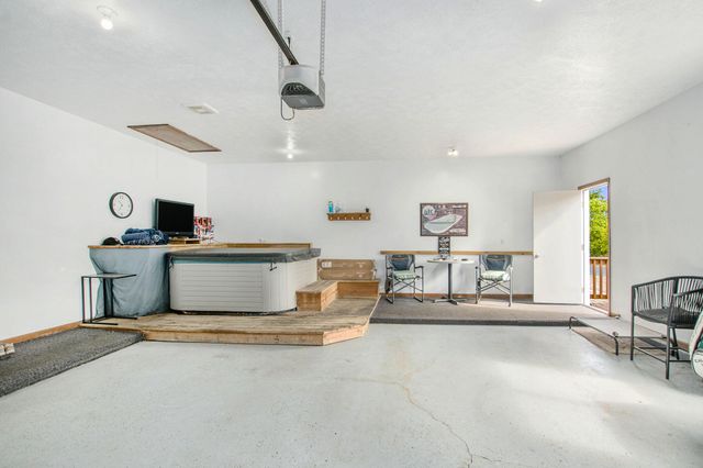 6103 142nd Avenue, Laketown Twp, MI 49423